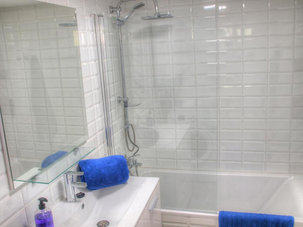Cristos Beach Apartment Estepona Eksteriør bilde