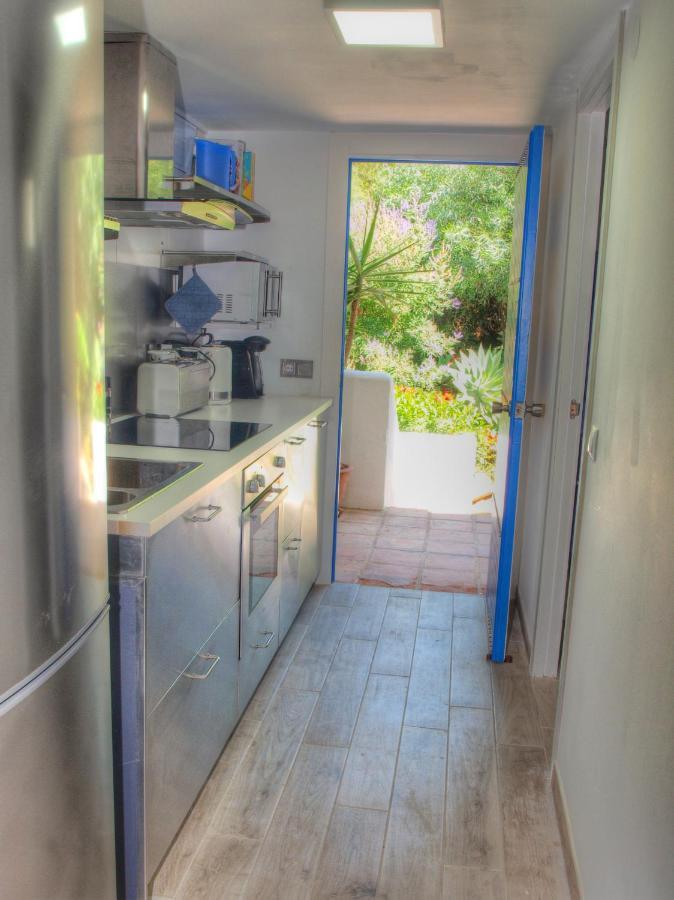 Cristos Beach Apartment Estepona Eksteriør bilde